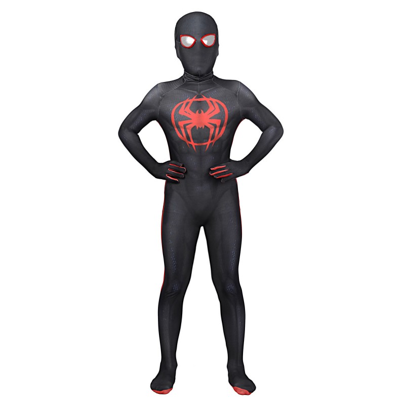 Spider Man Cosplay attraverso i costumi cosplay SpiderVerse Miles Morales SpiderMan Kid